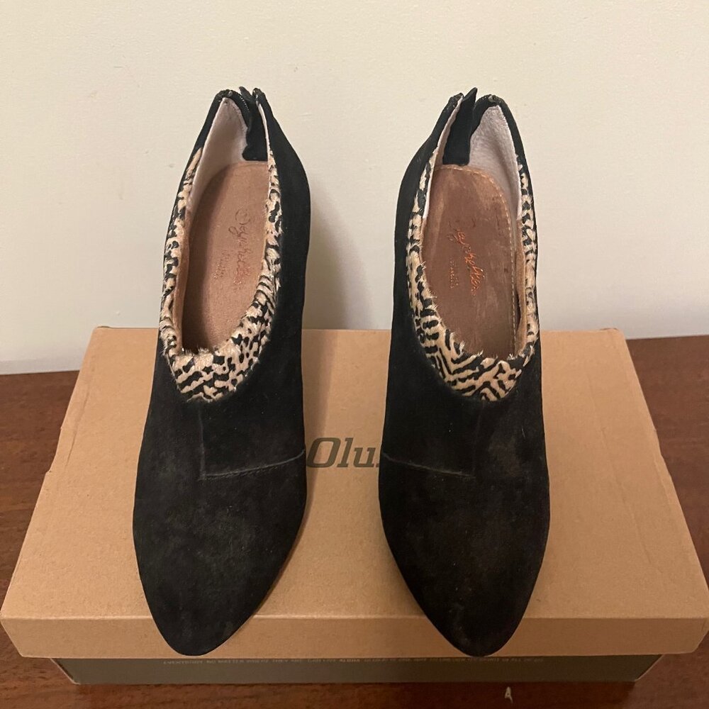 Seychelles Black Suede Booties Size 7.5